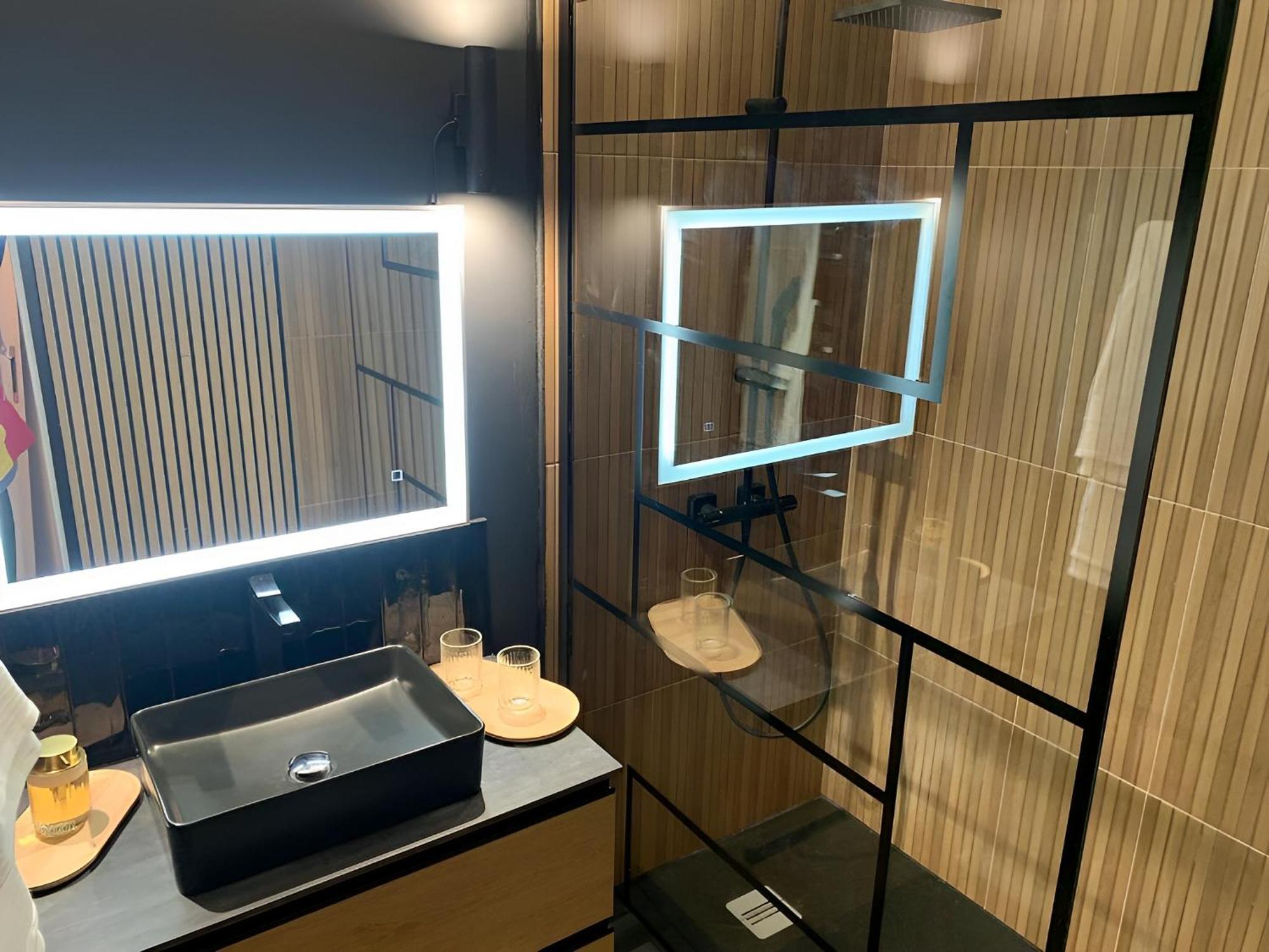 Magnifique Appartement, 3 Min De Paris Левалуа-Пере Экстерьер фото